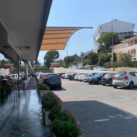 شقة French Riviera With Swimming Pool And Free Parking Near Monaco *
